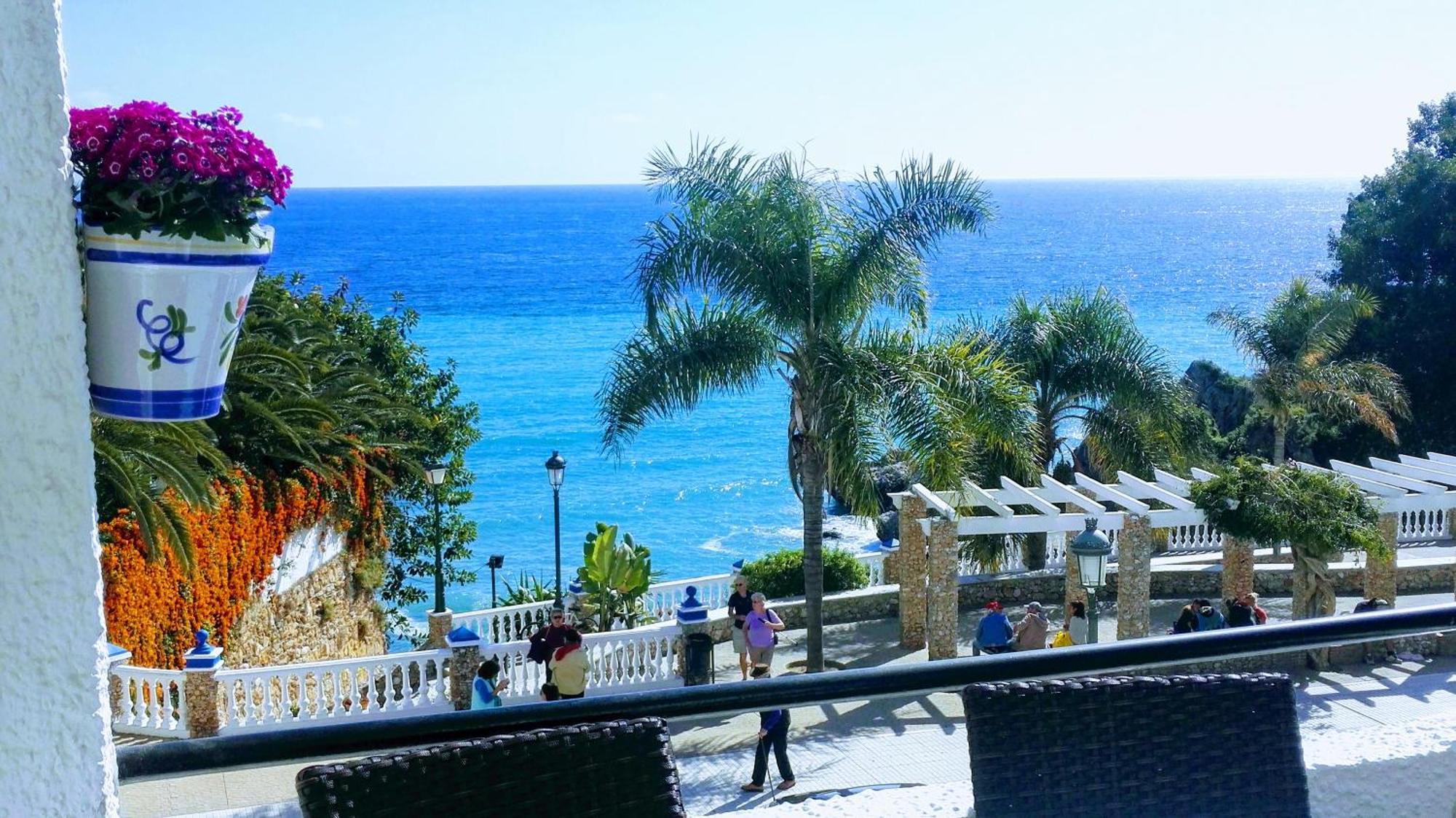 Spectacular Sea Views, 2 Bed,2 Bath Apartment Nerja Exterior photo